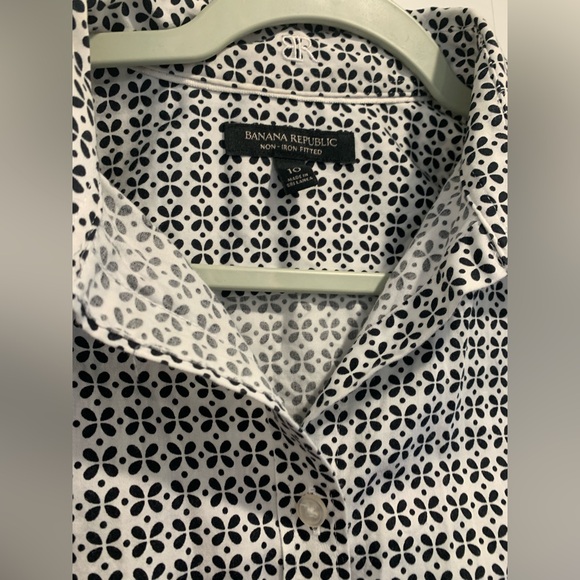 Banana Republic button down classic novelty print  business office size 10 - Picture 4 of 6